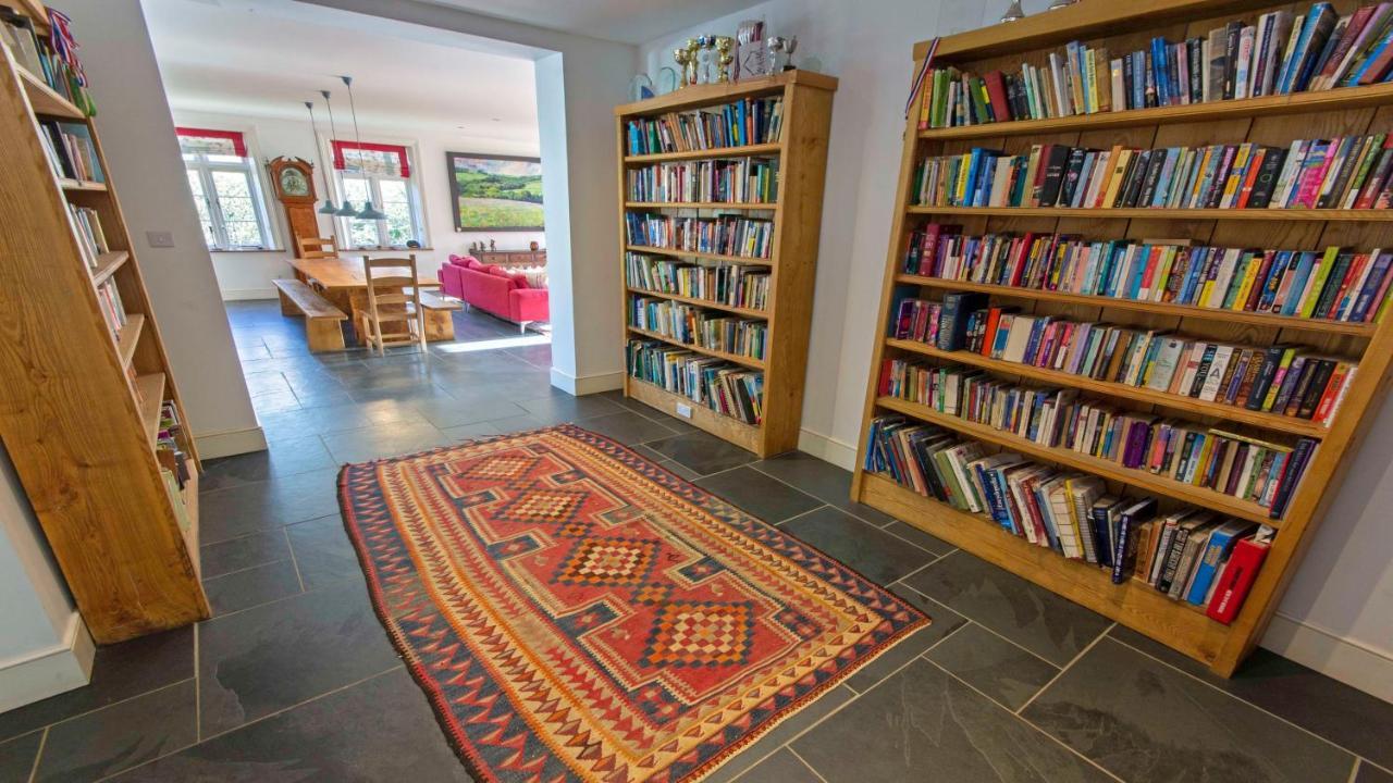 Crowborough Farm - Impressive & Sophisicated Home Surrounded By Unspoilt Countryside In Georgeham - Dog Friendly, Sleeps 14 Exterior foto
